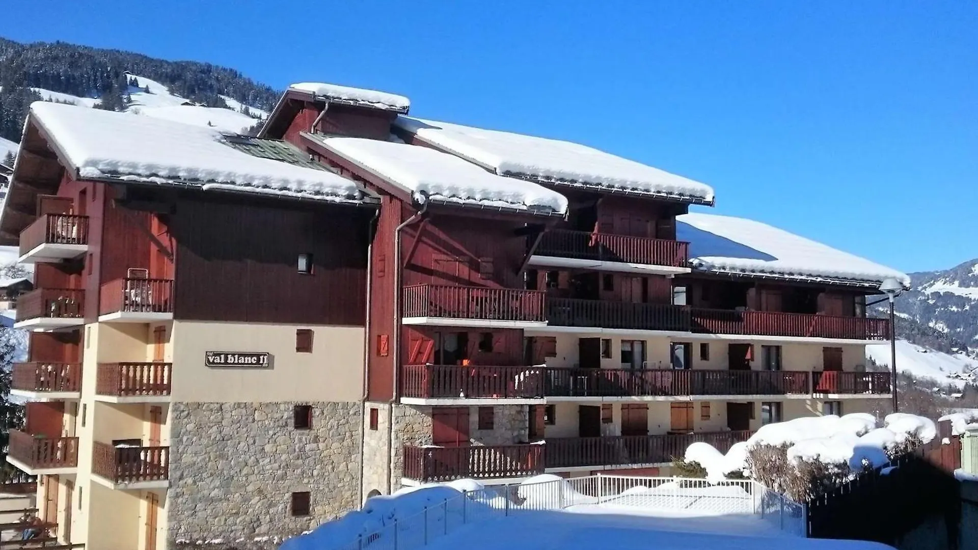 Appartement 5 Pers. Avec Piscine, Balcon, Proche Ski Et Village - Fr-1-342-215 ボーフォール 0*,  フランス
