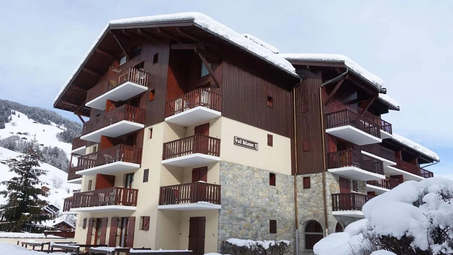 Appartement 5 Pers. Avec Piscine, Balcon, Proche Ski Et Village - Fr-1-342-215 ボーフォール アパート